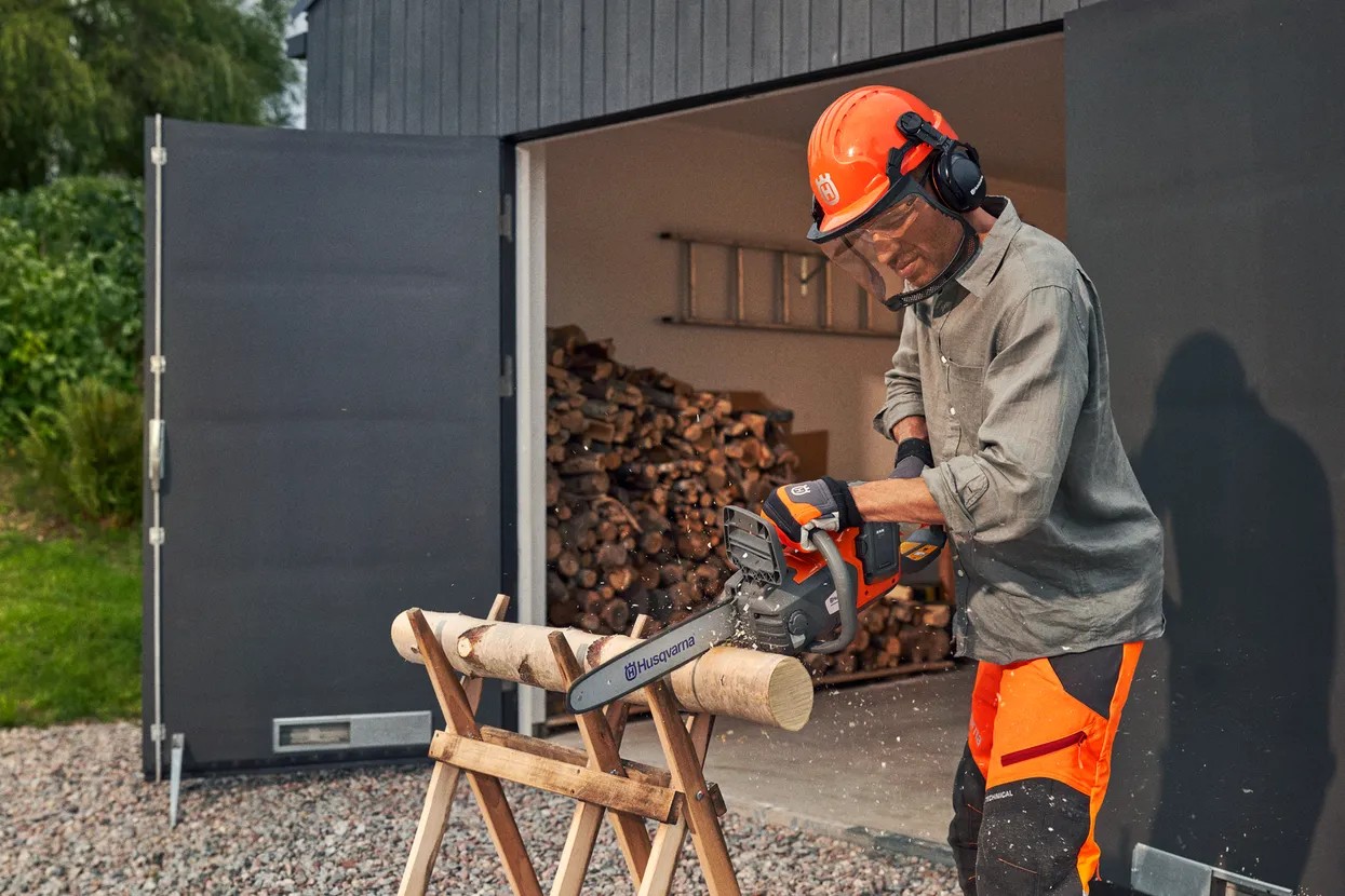 Husqvarna 225i Husqvarna 225i